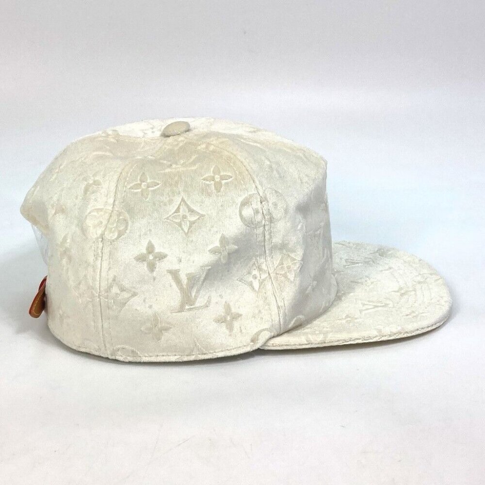 LOUIS VUITTON MP3421 Monogram newsboy velvet hat cap polyester White - Picture 6 of 15